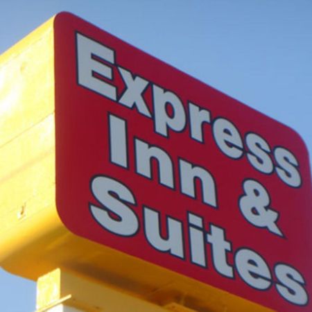 Express Inn & Suites Clearwater Пинеллас-Парк Экстерьер фото